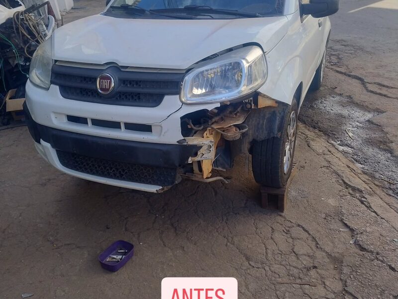 Parachoque Fiat Uno · dianteiro antes do conserto